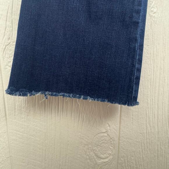 Spanx Flare Pull On Elastic Waist Jeans Dark Wash Size Small or 28x32" *Raw Hem - Picture 7 of 8